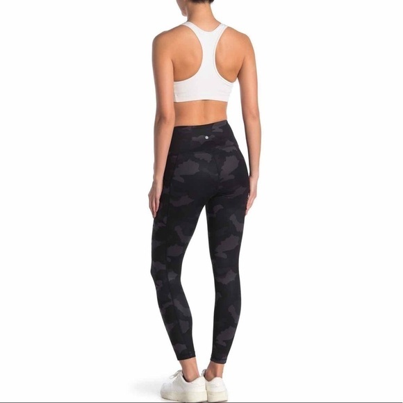 90 Degree by Reflex Yogalicious Camo Leggings - Picture 2 of 9